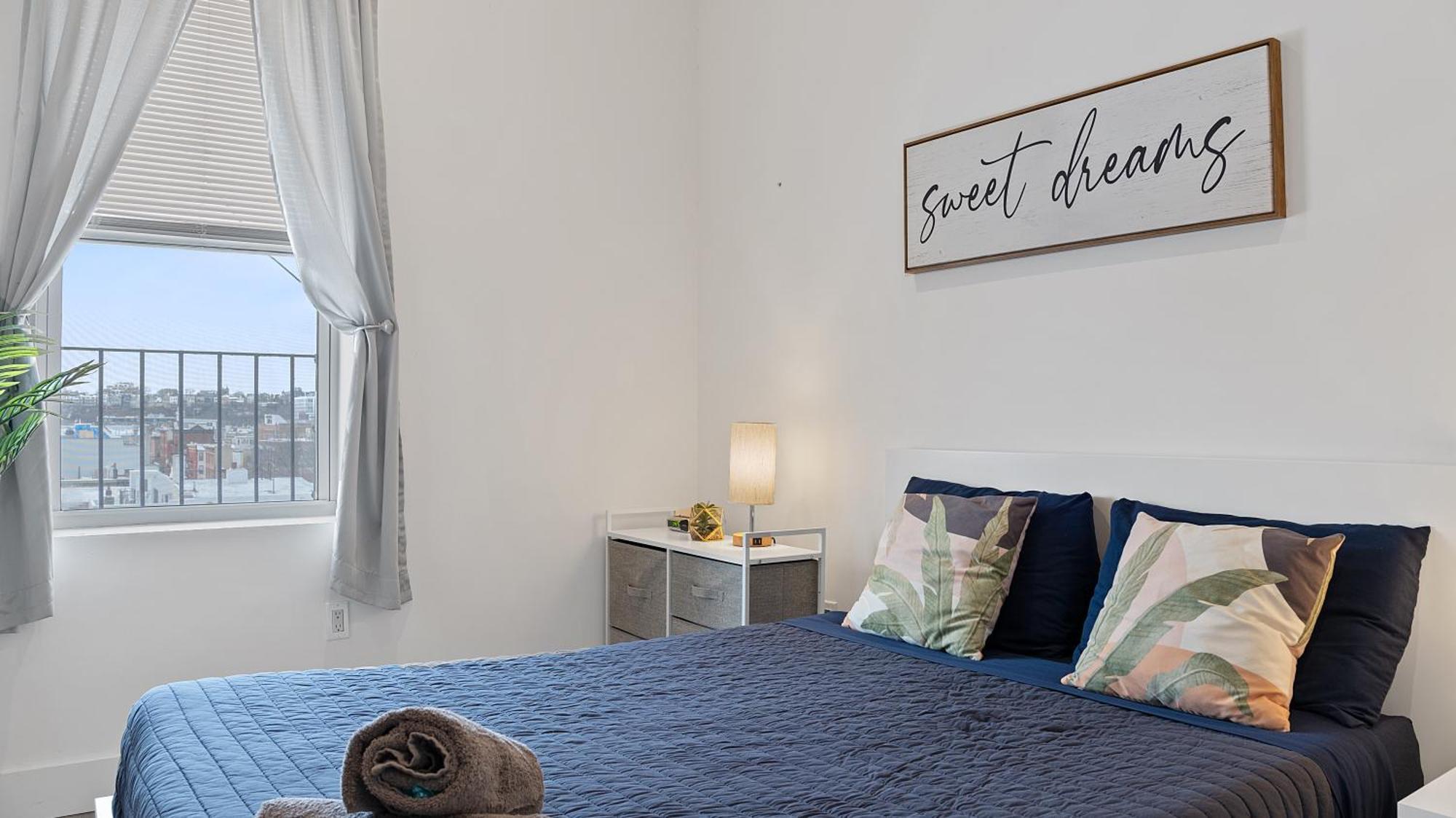 Chic Penthouse 15 Minutes From Nyc - Bus Stop At Doorstep Hoboken Kültér fotó