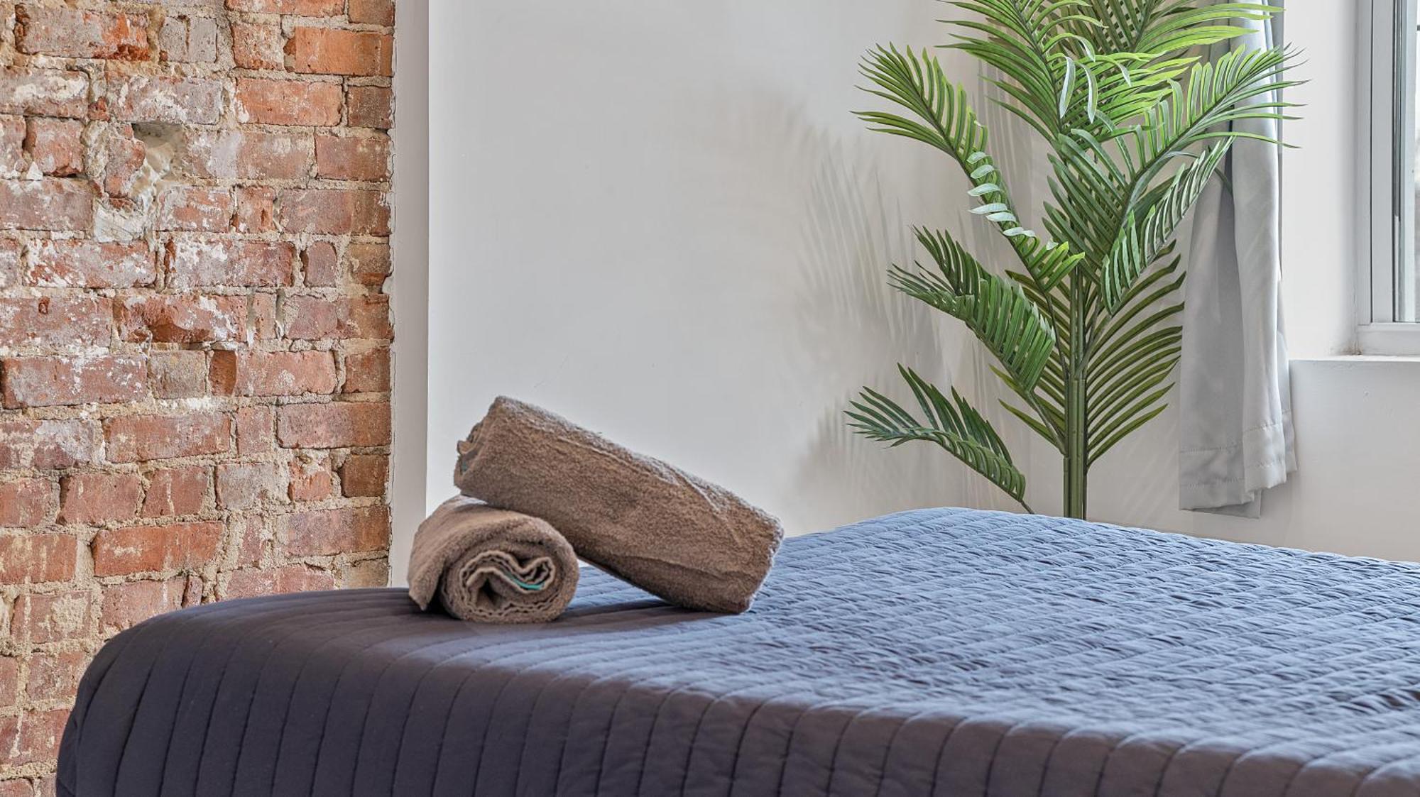 Chic Penthouse 15 Minutes From Nyc - Bus Stop At Doorstep Hoboken Kültér fotó