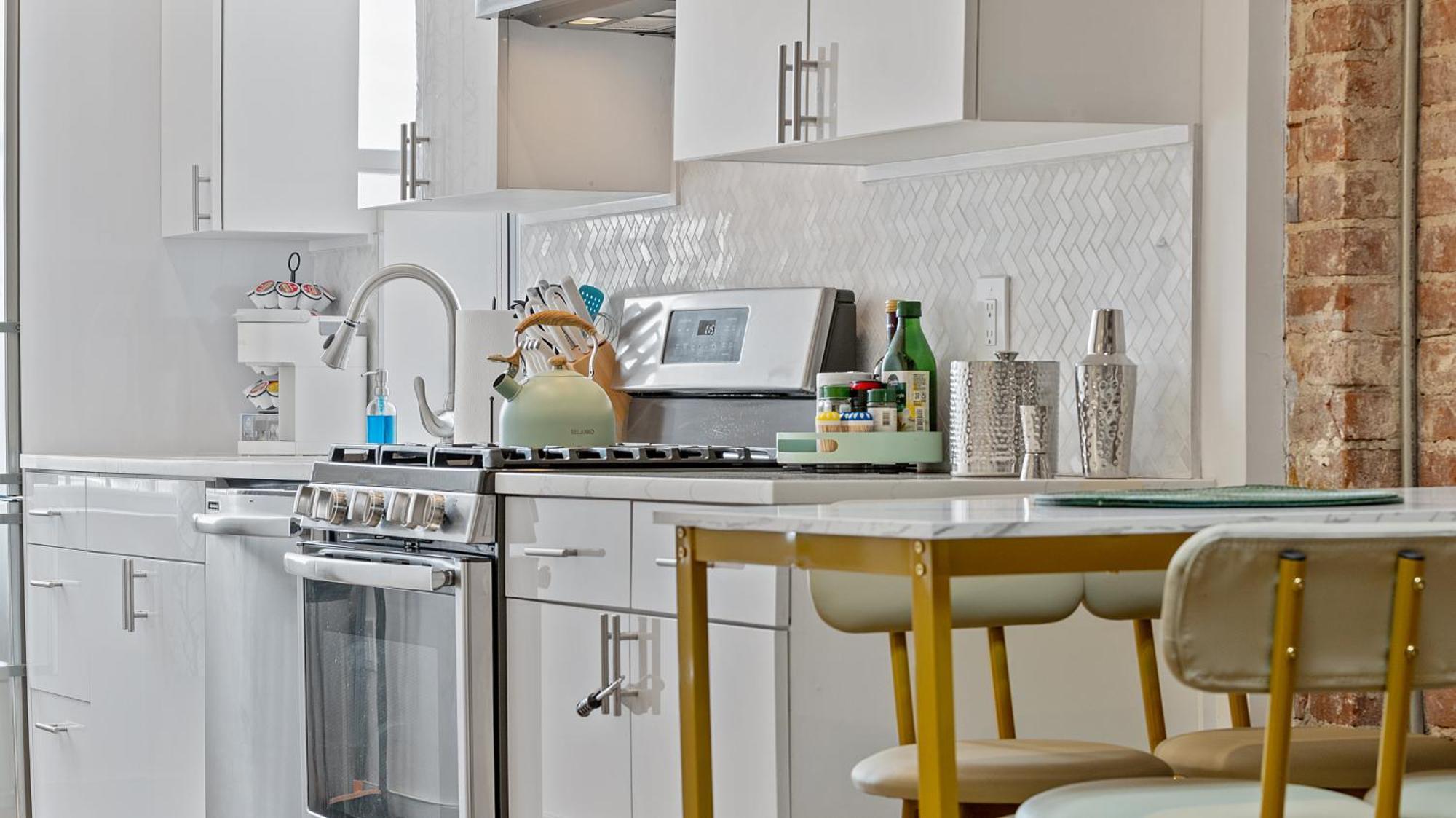 Chic Penthouse 15 Minutes From Nyc - Bus Stop At Doorstep Hoboken Kültér fotó